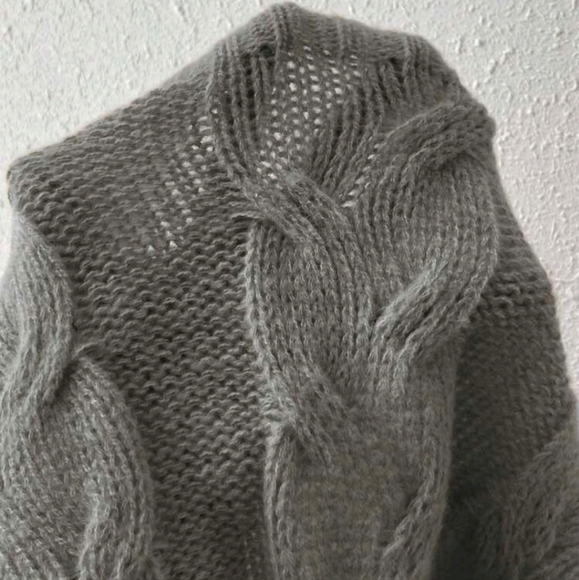 Turtle neck sweater crop top - Picture 4 of 4